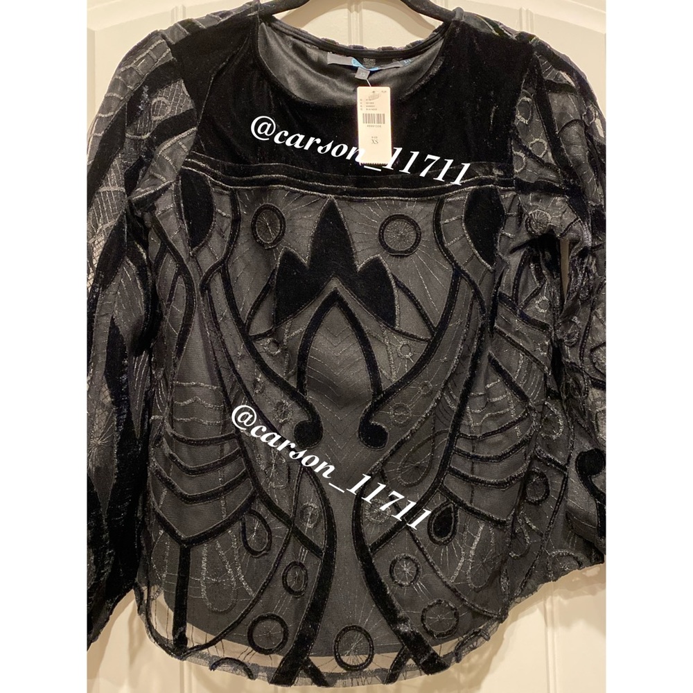 🦄RARE NWT Anthropologie Velvet Patterned Top - Picture 7 of 11